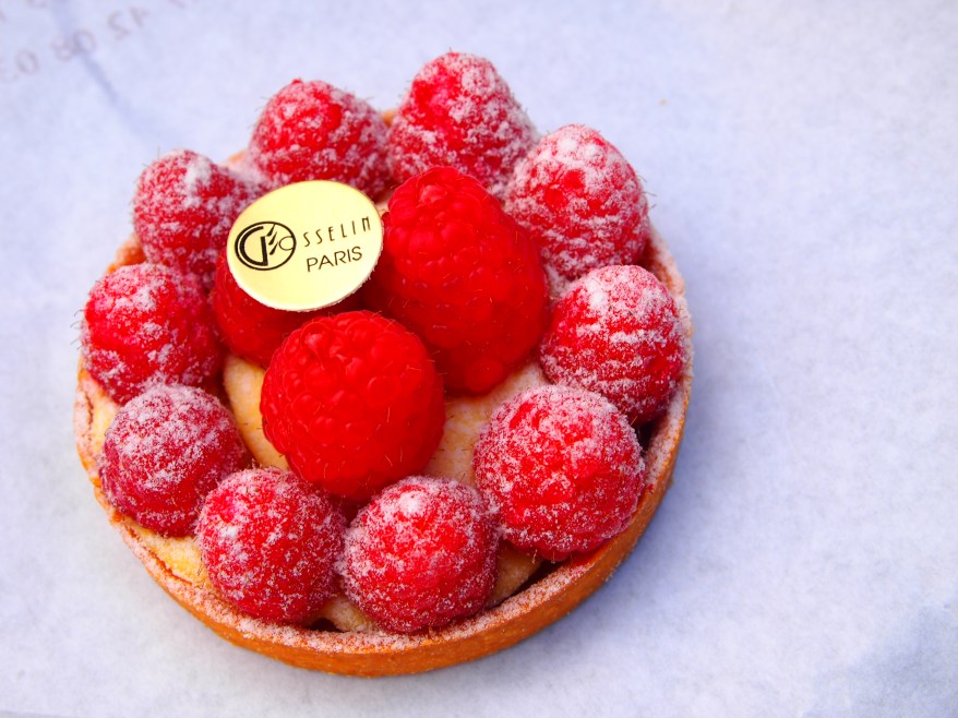 Raspberry tart - Paris